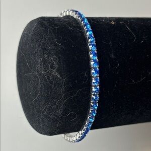 Blue Rhinestone and Silver Tone fashion Bracelet 2.5” with stretch band